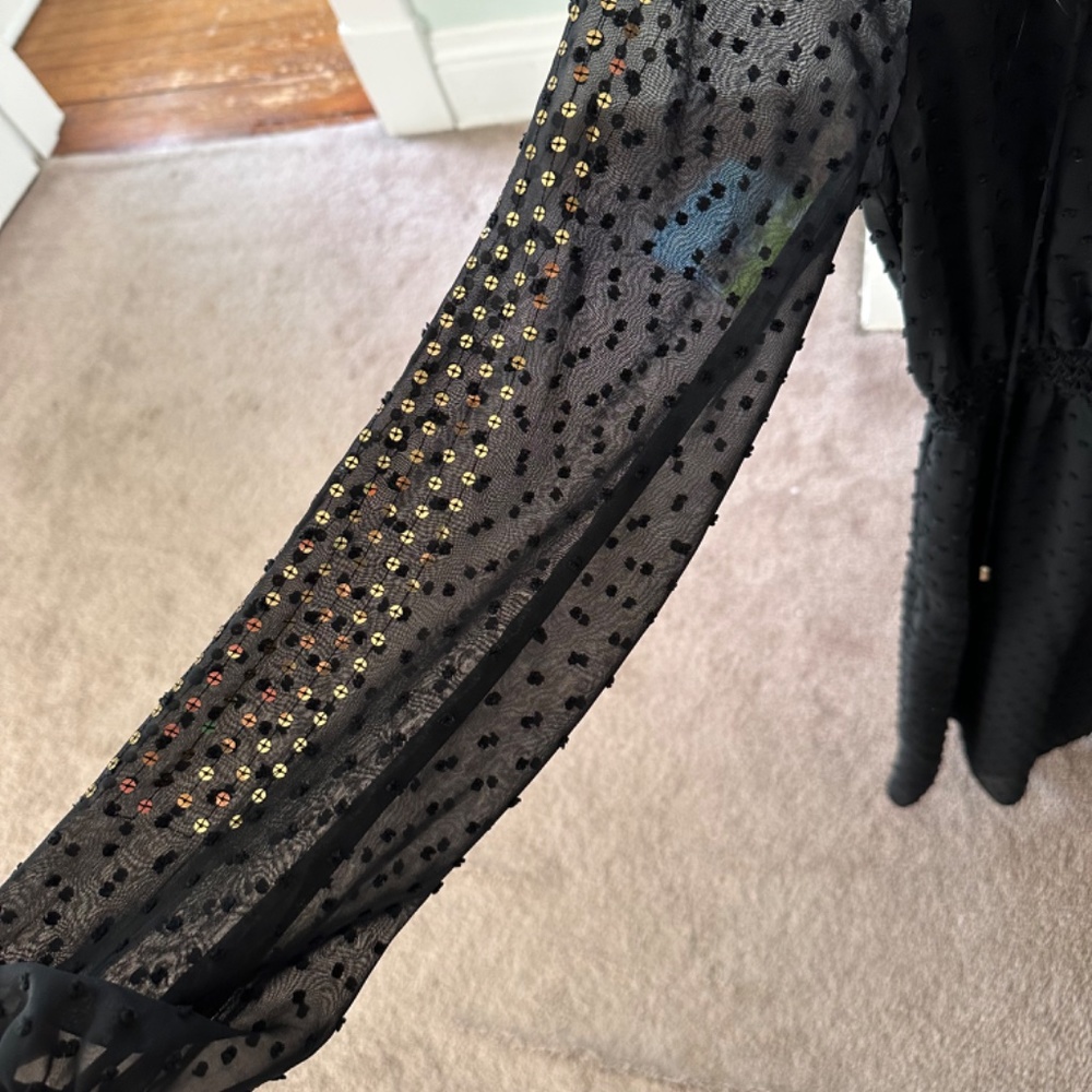 Amazing Designer Dress! - Picture 2 of 3